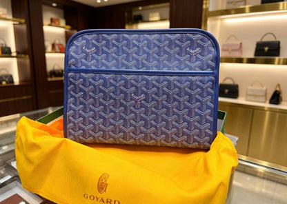 Goyard 
85 dhs✅✅

Zain07
♥️♥️♥️