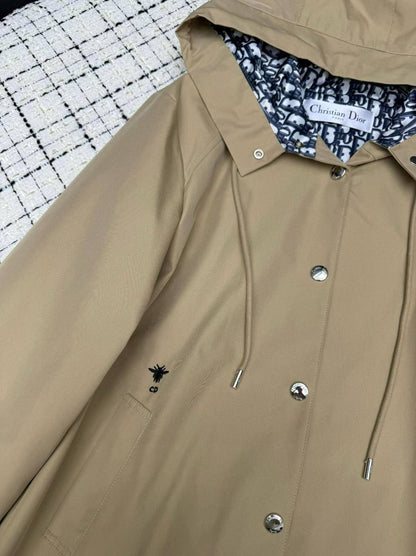 DIOR JACKET 🆕
GOOD QUALITY 💯
260 dhs🪙🌨️
SIZE S-M-L-XL

Zain231
♥️♥️♥️