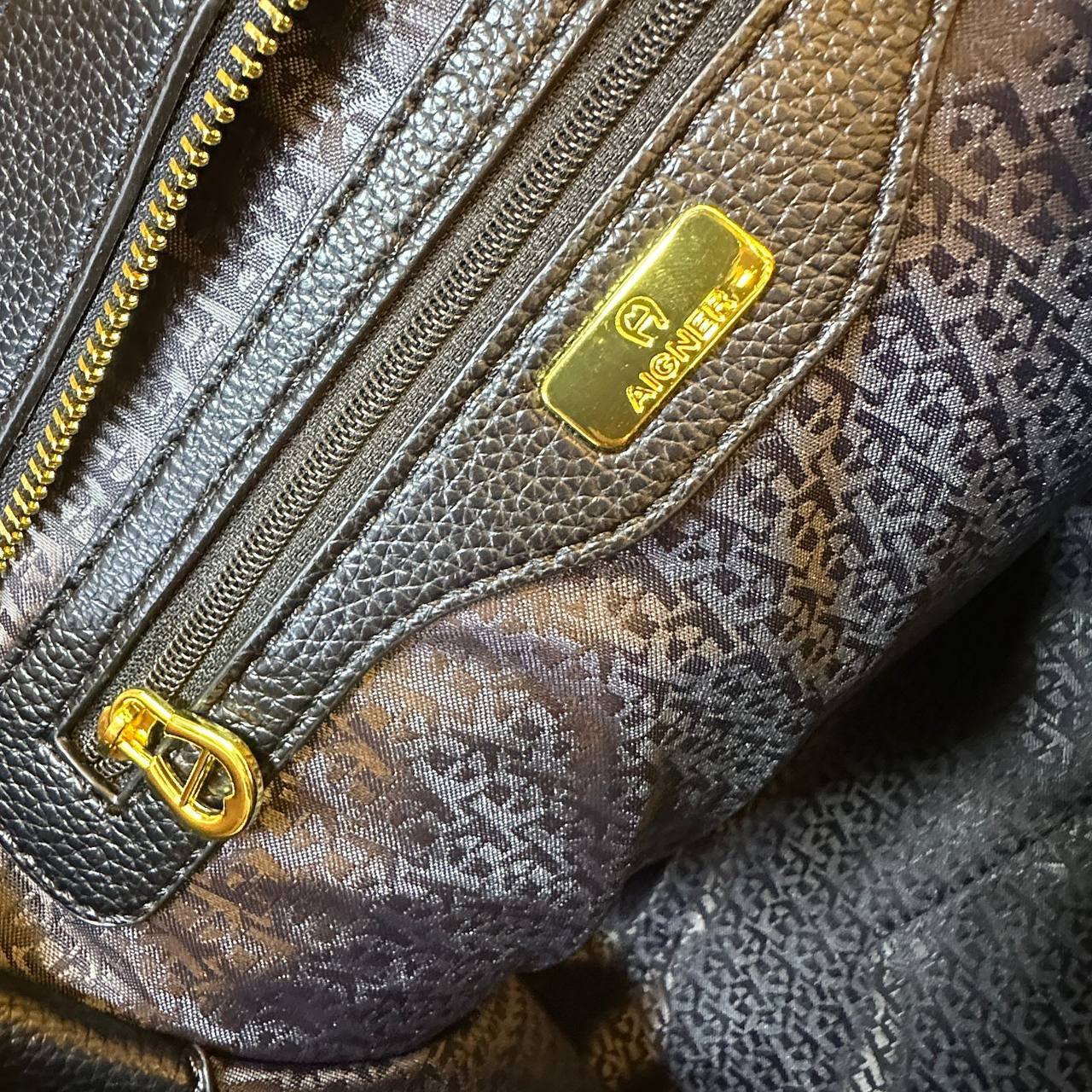 CELINE 
HIGH QUALITY
130 dhs✅

Zain39
♥️♥️♥️