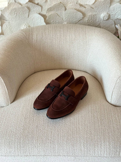 Hermes LOAFER 

VIP QUALITY 

SIZE: 40 TO 46 

630 dhs🇦🇪🇦🇪

Zain185
♥️♥️♥️