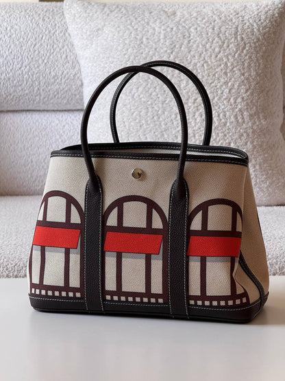 Hermes
 Garden party 30cm💥Master quality ✅

with box📦
🎁🎁🎁

460 dhs✅

Zain51
♥️♥️♥️