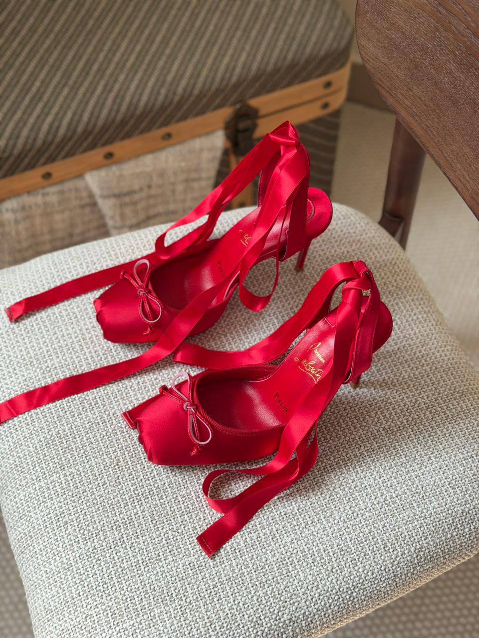 🩶 LOUBOTIN 🩶

✨ new Collection
👠 36–41
💎 Premium Quality
500 dhs🇦🇪🇦🇪

Zain198
♥️♥️♥️