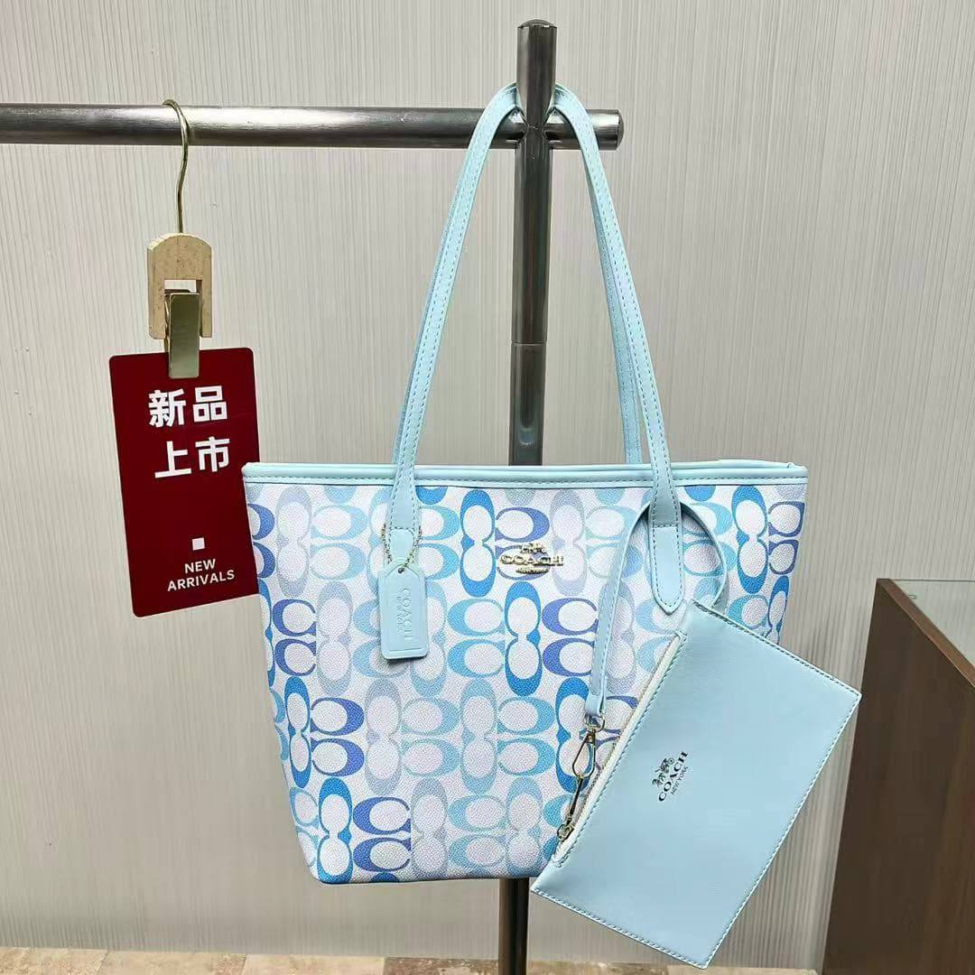 Coach Bags 

70 dhs🇦🇪🇦🇪

Zain232
♥️♥️♥️