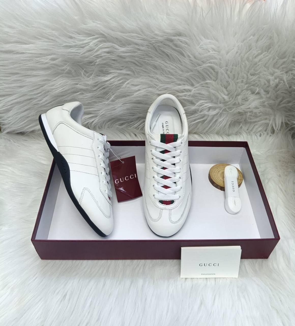 Gucci 🧡ྀི💛ྀི❤️ྀི
*master quality*👼🏻
*size: 36 to 42*🐝
350 dhs🪙🌺

Zain119
♥️♥️♥️