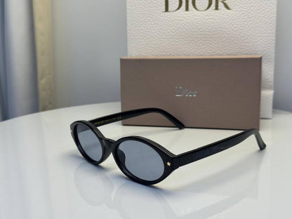 Dior
Gucci 
Miumiu
Celine
65 dhs🇦🇪🇦🇪

Good quality 
Zain182
♥️♥️♥️