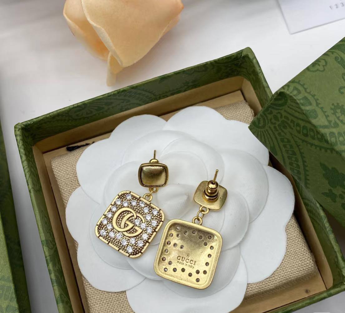 GUCCI
Earing 
50 dhs🌺

Zain263
♥️♥️♥️