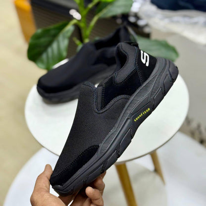 S - Goodyear
New come 
Size 40 to 45

Zain27
♥️♥️♥️