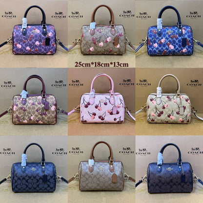 COACH 
HIGH QUALITY 
WITH BOX 
120 dhs💓
25cm

Zain39
♥️♥️♥️