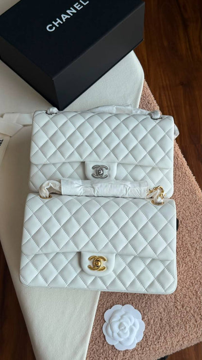 NEW 
CHANEL Classic
*SiZe 25 CM*
*✨VIP QUALITY✨*
*with complete packing*🎁
For Price 👇 WhatsApp✅
0568585901 
0507557372
0552275751 Owner Zain 👌

Zain280
♥️♥️♥️