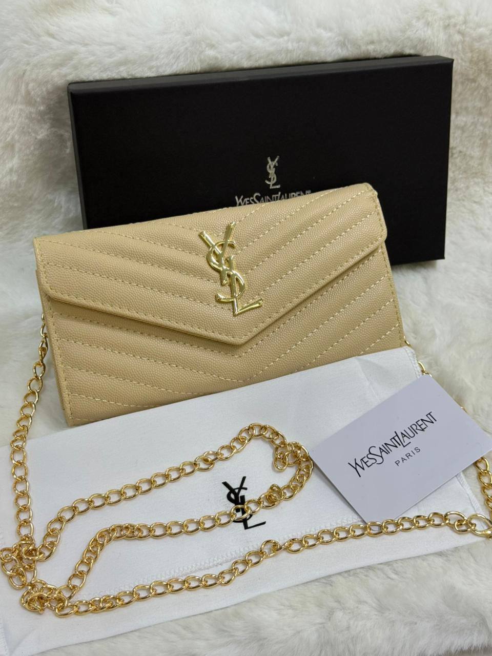 YSL
Wallet
45 DHS❣️

Zain40
♥️♥️♥️