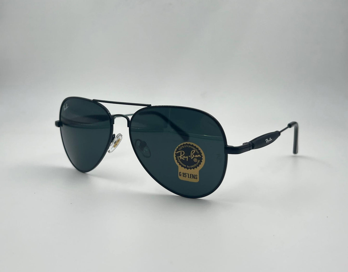 RayBan

Sunglasses 🕶️ 

good quality 💯

With master box 🗃️ 
50 dhs❣️

Zain273
♥️♥️♥️