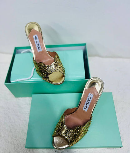 Aquazzura 
💯high quality
Size 36-37-38-39-40-41

130 dhs✅

Zain86
♥️♥️♥️