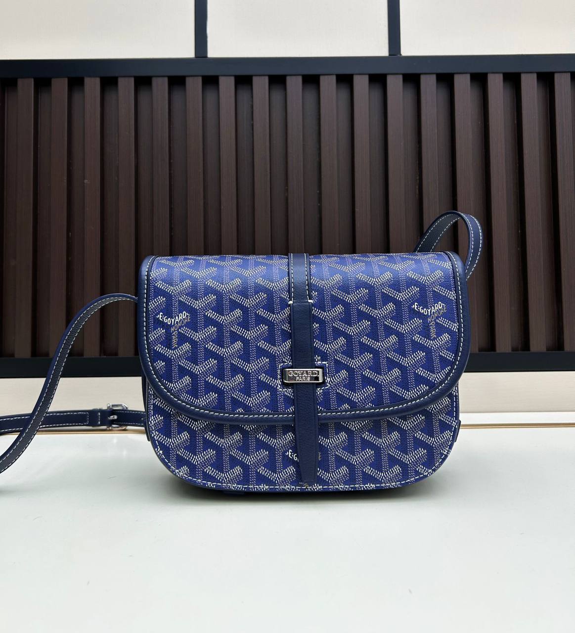 GOYARD 

SLING BAG NEW CAME 
UNISEX HIGH QUALITY 

WITH BOX 
🎁🎁🎁

110 dhs💓

Zain39
♥️♥️♥️