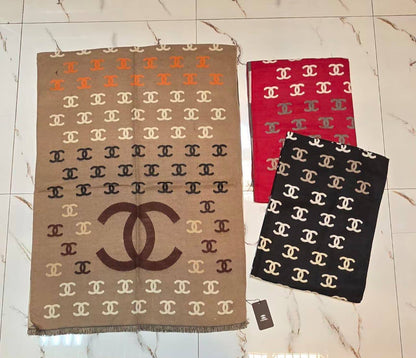 Scarf
40 dhs✅

Zain232
♥️♥️♥️