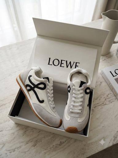 NEW CAME 
LOEWE SHOES
GOOD QUALITY
150 DHS✅
Size 36-41

Zain40
♥️♥️♥️