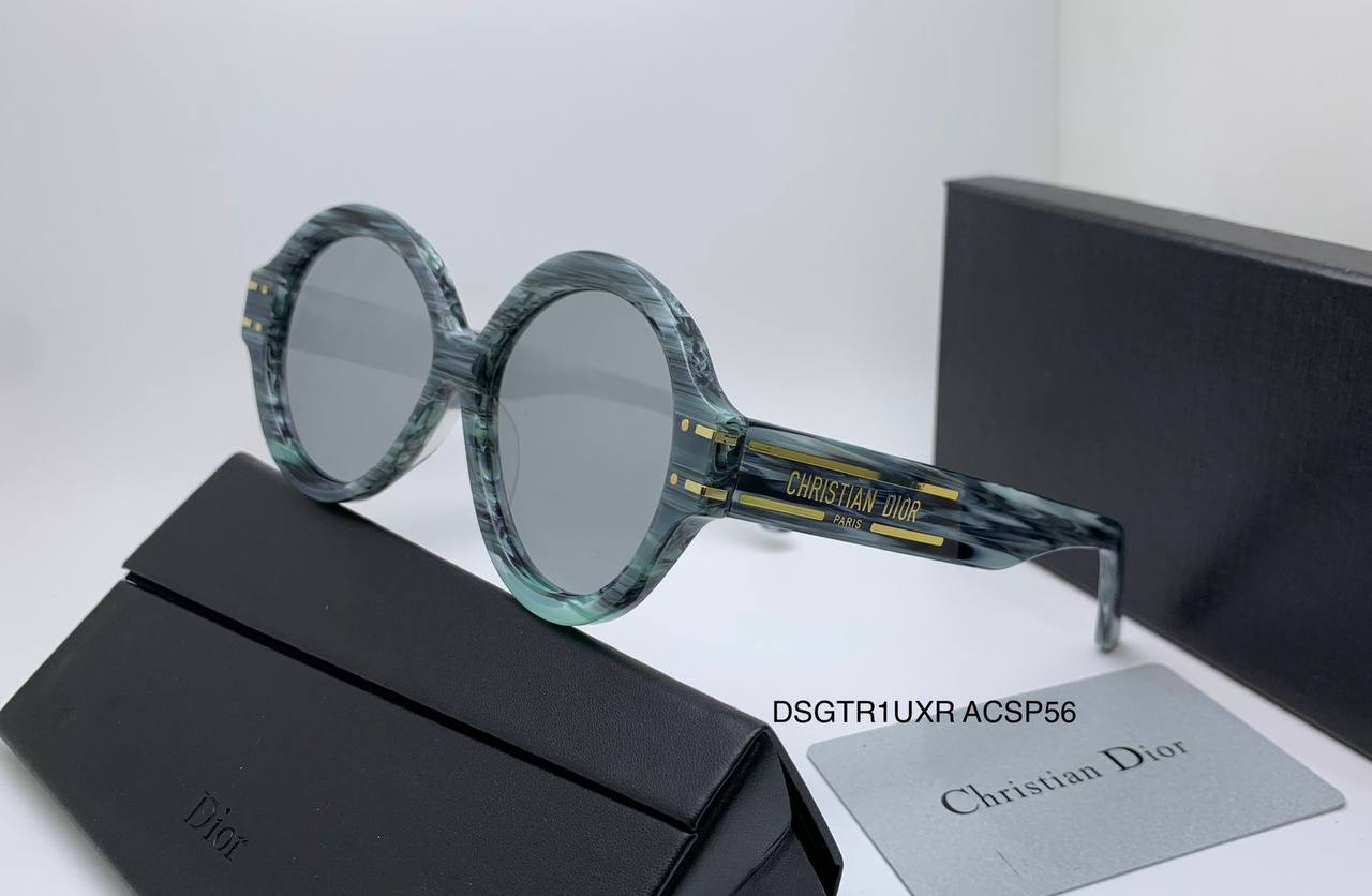 Ladies 
Super master quality 
sunglasses 😎 
180 dhs🌺

Zain126
♥️♥️♥️
