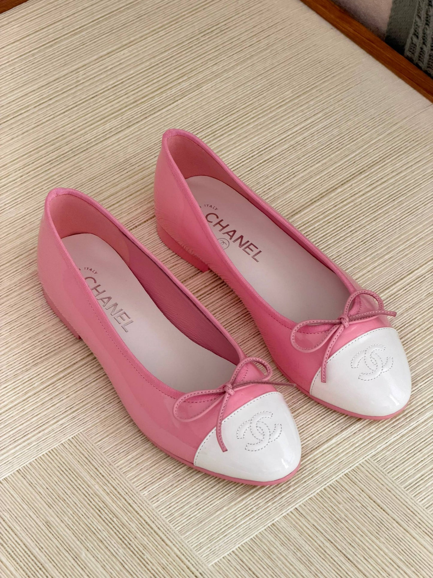 CHANEL
QUALITY: SUPER MASTER 💥😍
SIZE:36 TO 42🥰
450 dhs✅

Zain319
♥️♥️♥️