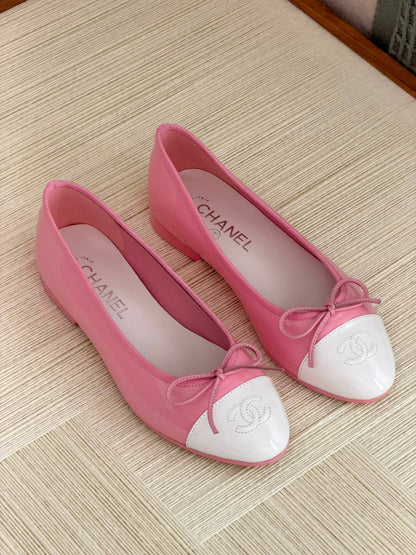 CHANEL
QUALITY: SUPER MASTER 💥😍
SIZE:36 TO 42🥰
450 dhs✅

Zain319
♥️♥️♥️
