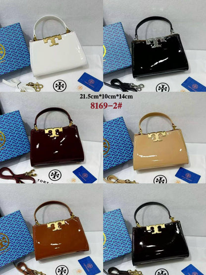 TORY BURCH NEW CAME GOOD QUALITY 
WITH BOX 
95 dhs✅

Zain295
♥️♥️♥️