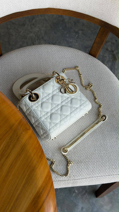 New collection ⚜️
DIOR 🩷
VIP quality 💎
Lady Dior Bag ✨
Size : 17 cm
For Price 👇 WhatsApp✅
0568585901 
0507557372
0552275751 Owner Zain 👌

Zain336
♥️♥️♥️