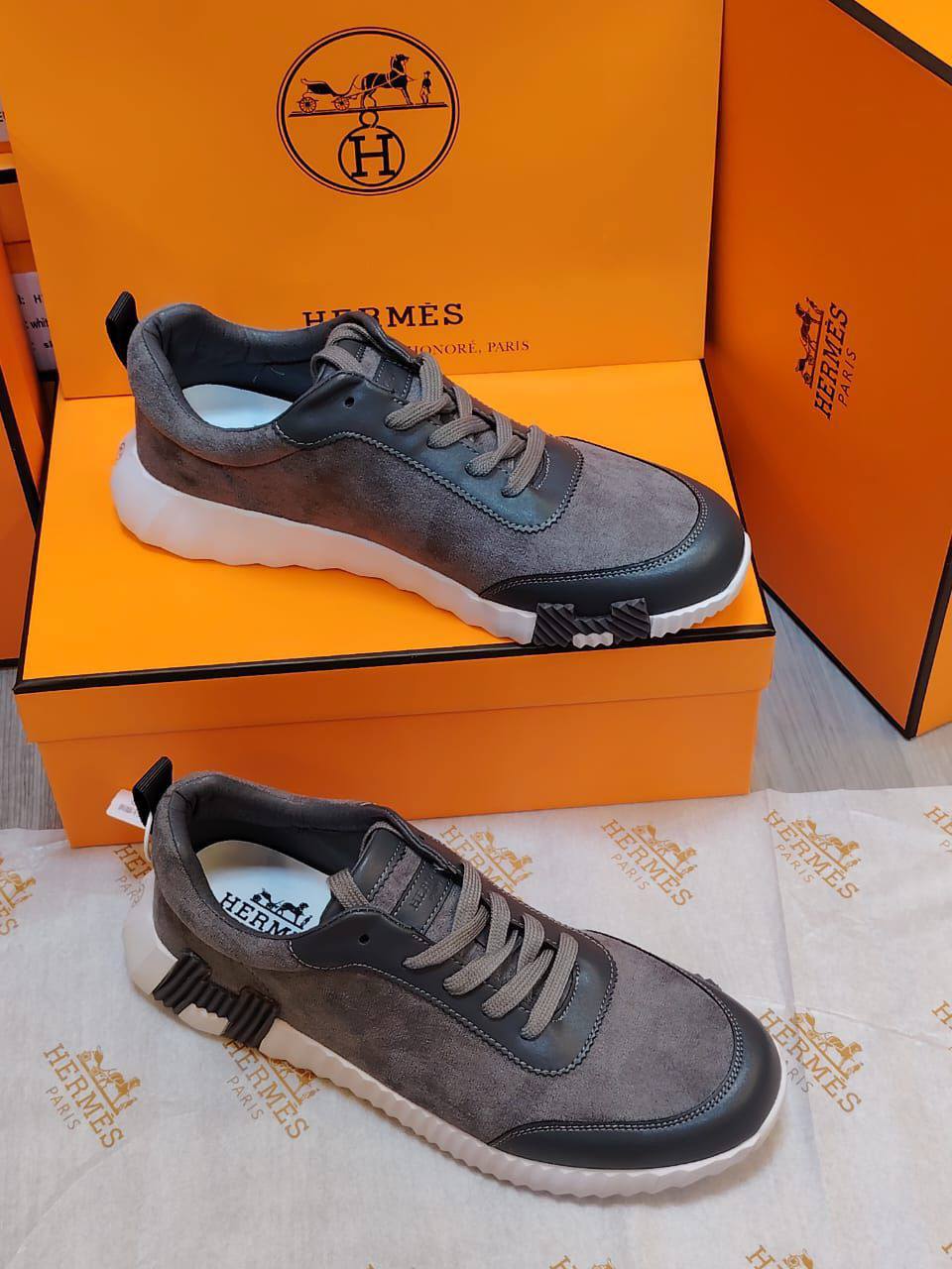 Hermes 
Shoes For Men,

High Quality,
Size 40 To 45


150 dhs🇦🇪🇦🇪

Zain120
♥️♥️♥️