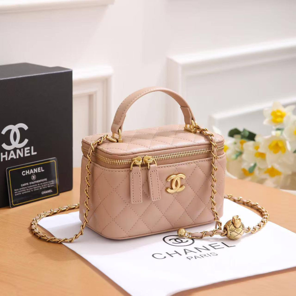 Chanel

95 dhs🇦🇪🇦🇪

With box

Zain219
♥️♥️♥️