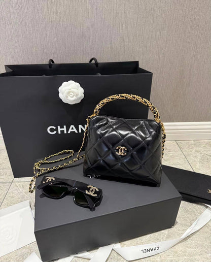 Chanel
100 dhs🇦🇪🇦🇪
good-quality with box

Zain35
♥️♥️♥️