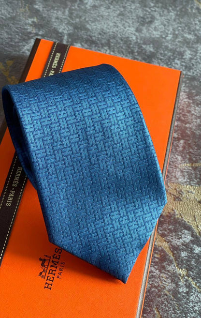 *Tie*
*Master quality*
180 dhs🪙💕

Zain179
♥️♥️♥️