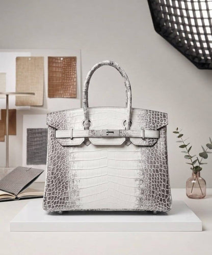 HERMES ʙɪʀᴋɪɴs
ᴄʀᴏᴄᴏᴅɪʟᴇ ʟᴇᴀᴛʜᴇʀ ᴍᴀᴛᴇʀɪᴀʟ
sɪʟᴠᴇʀ ʜᴀʀᴅᴡᴀʀᴇ
ᴡɪᴛʜ ʟᴏɴɢ ʙᴇʟᴛ sᴛʀᴀᴘ
sɪᴢᴇ : 25 cm

115 dhs✅

Zain31
♥️♥️♥️
