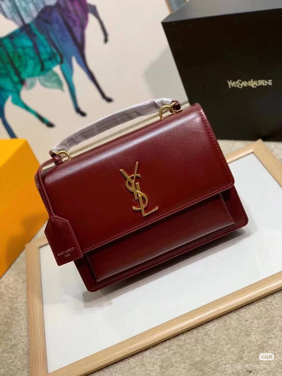 YSL
25 CM
Master 
250 dhs❤️

Zain10
♥️♥️♥️