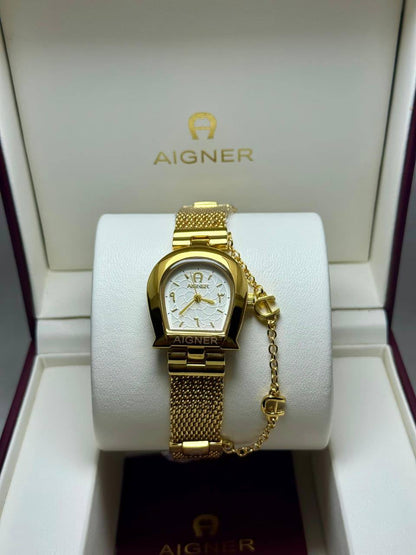 Aigner Ladies

80 dhs🇦🇪🇦🇪

Zain29
♥️♥️♥️