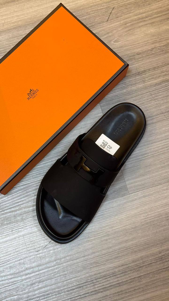 Hermes
size 40 TO 45 
120 dhs🇦🇪

Zain183
♥️♥️♥️