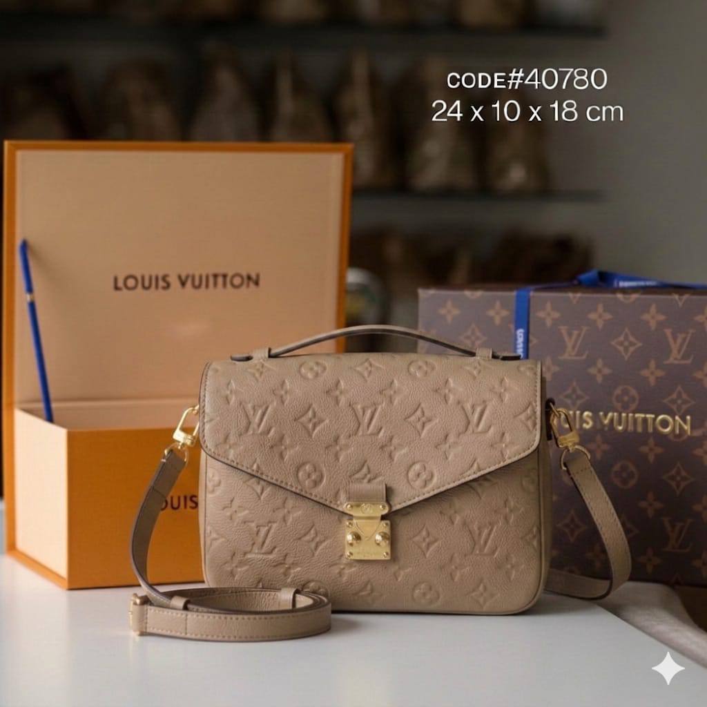 LV
ᴘᴏᴜᴄʜᴇᴛᴛᴇ ᴍᴇᴛɪs
ʜᴀɴᴅʙᴀɢ ɪɴ ᴍᴏɴᴏɢʀᴀᴍ
ɢᴏʟᴅ ʜᴀʀᴅᴡᴀʀᴇ
sɪᴅᴇ : 25 cm
ᴡɪᴛʜ BOX

115 dhs✅

Zain31
♥️♥️♥️