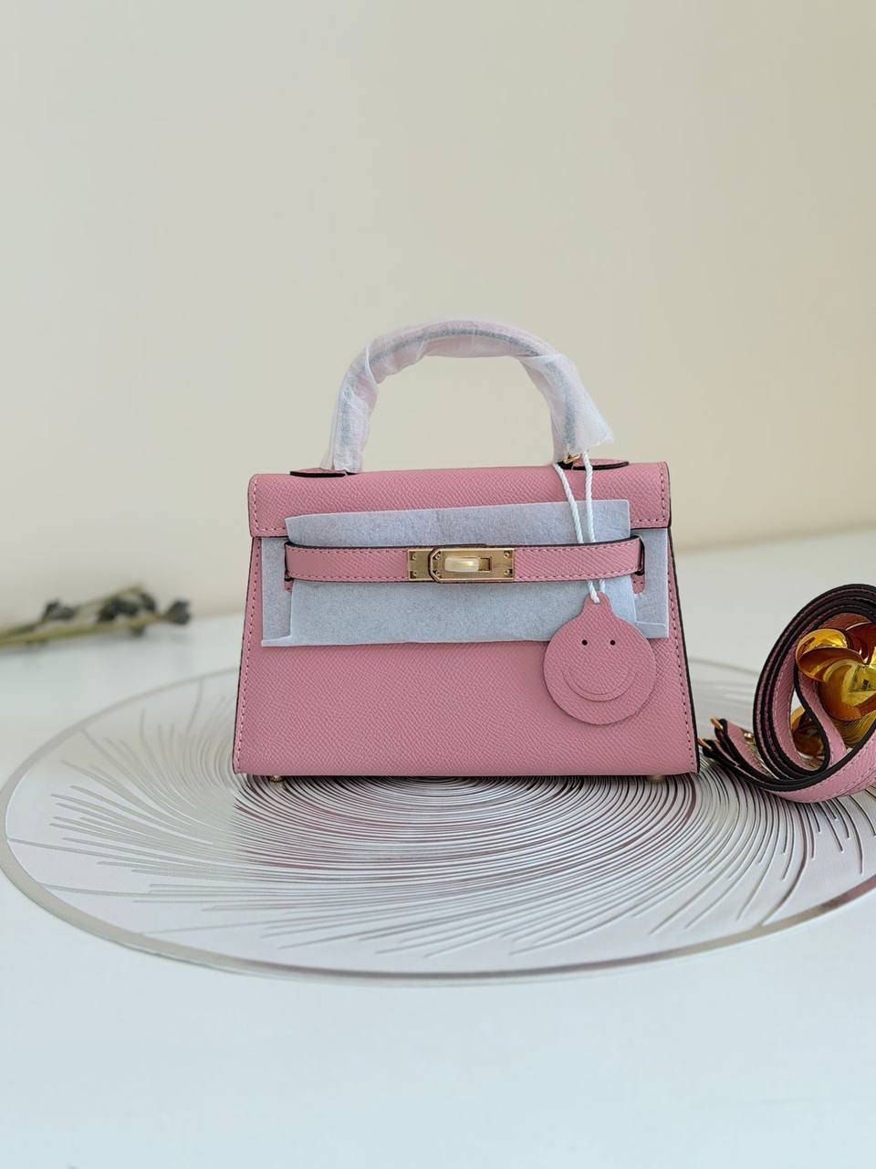 Hermes
Master 💓💓
260 dhs✅

Zain134
♥️♥️♥️