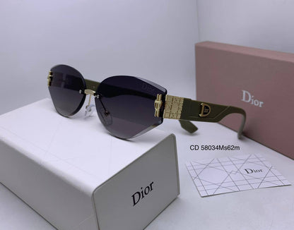 Dior
70 dhs✅

Zain126
♥️♥️♥️