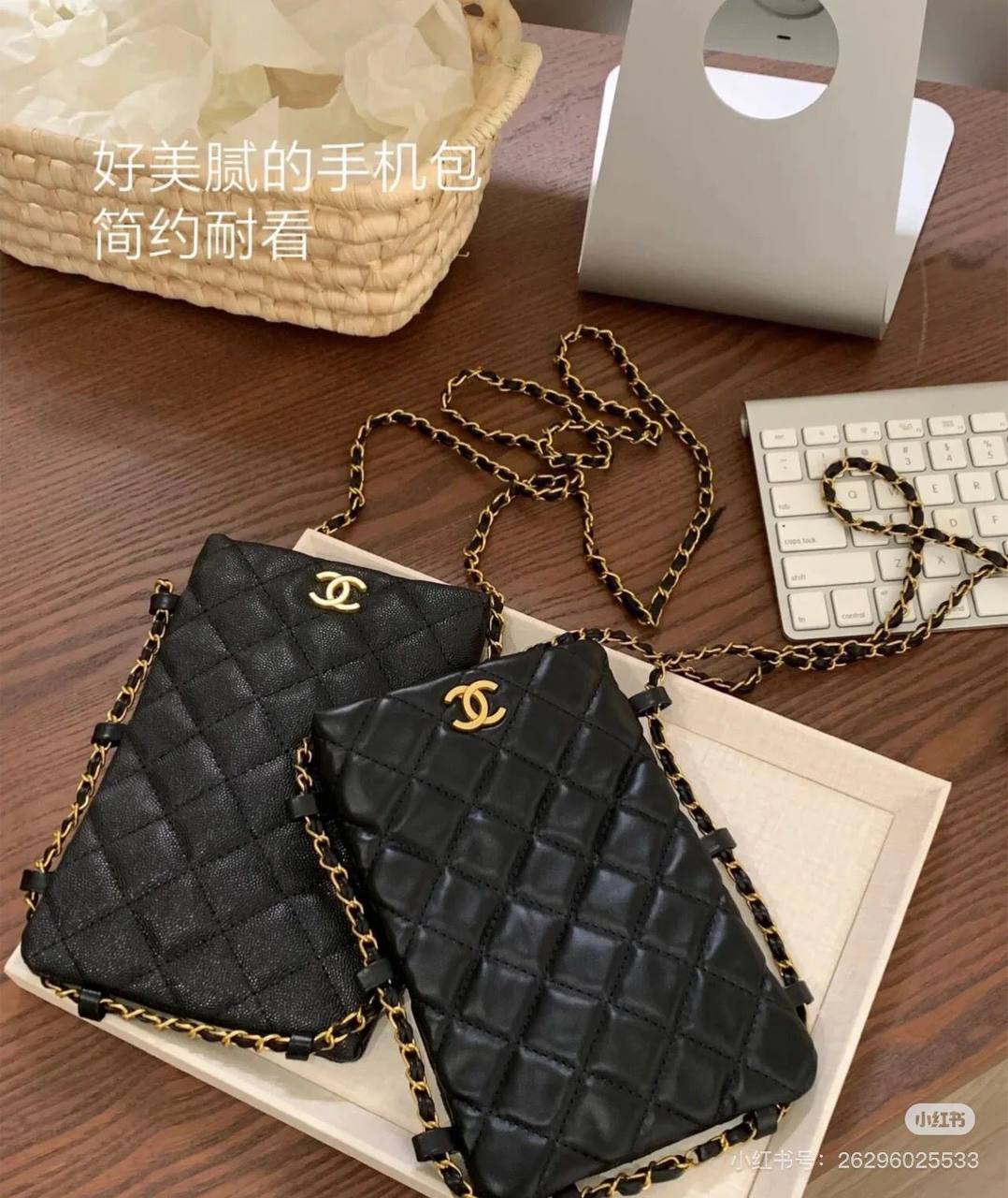 Chanel

70 dhs🪙🌨️

Size 13*19

Have box
🎁

Zain07
♥️♥️♥️