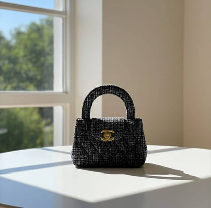 CHANEL ᴋᴇʟʟʏ
ᴛᴡᴇᴇᴅs ᴍᴀᴛᴇʀɪᴀʟ
ɢᴏʟᴅ ʜᴀʀᴅᴡᴀʀᴇ
ᴡɪᴛʜ ʟᴏɴɢ ᴄʜᴀɪɴ ʟᴇᴀᴛʜᴇʀ
sɪᴢᴇ : 19 cm
ᴡɪᴛʜ BOX
🎁🎁🎁

90 dhs🪙🌺

Zain31
♥️♥️♥️