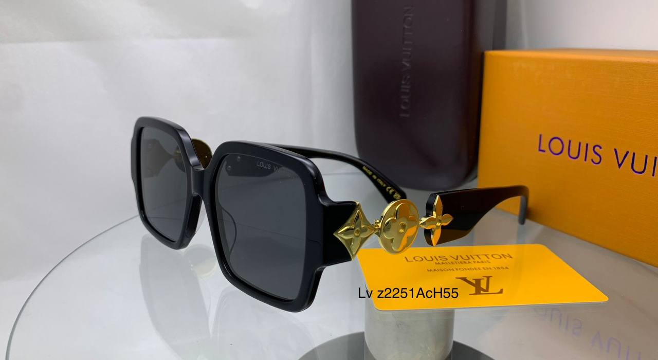 LV
Ladies master quality 
180 dhs✅

Zain126
♥️♥️♥️