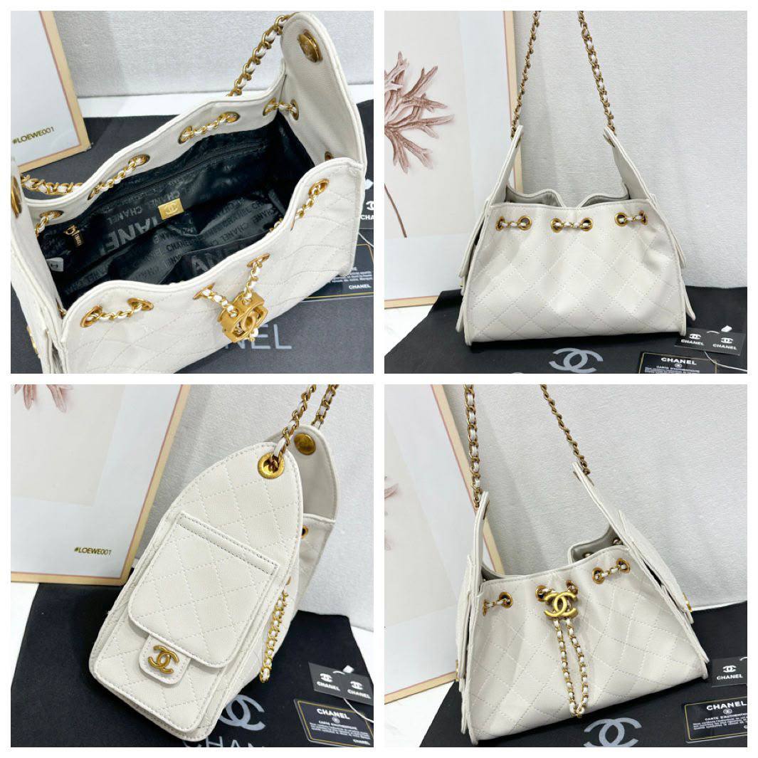 Chanel 
110 dhs💓
25 cm 

Zain253
♥️♥️♥️