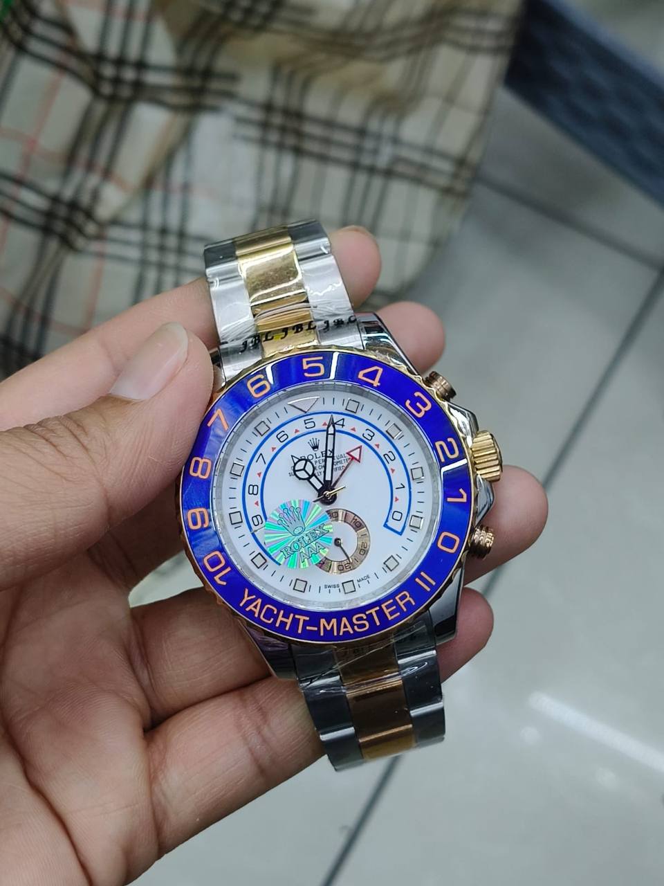 Rolex automatic 
300 dhs🇦🇪🇦🇪

Zain25
♥️♥️♥️