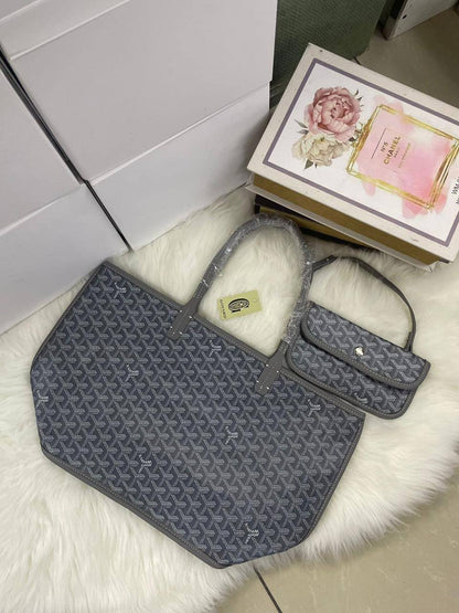 Goyard
⚡34cm
85 dhs✅

Zain118
♥️♥️♥️