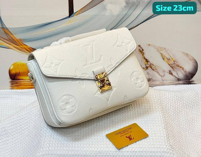 LV

Good quality 

with box 
115 dhs🇦🇪🇦🇪

Zain186
♥️♥️♥️