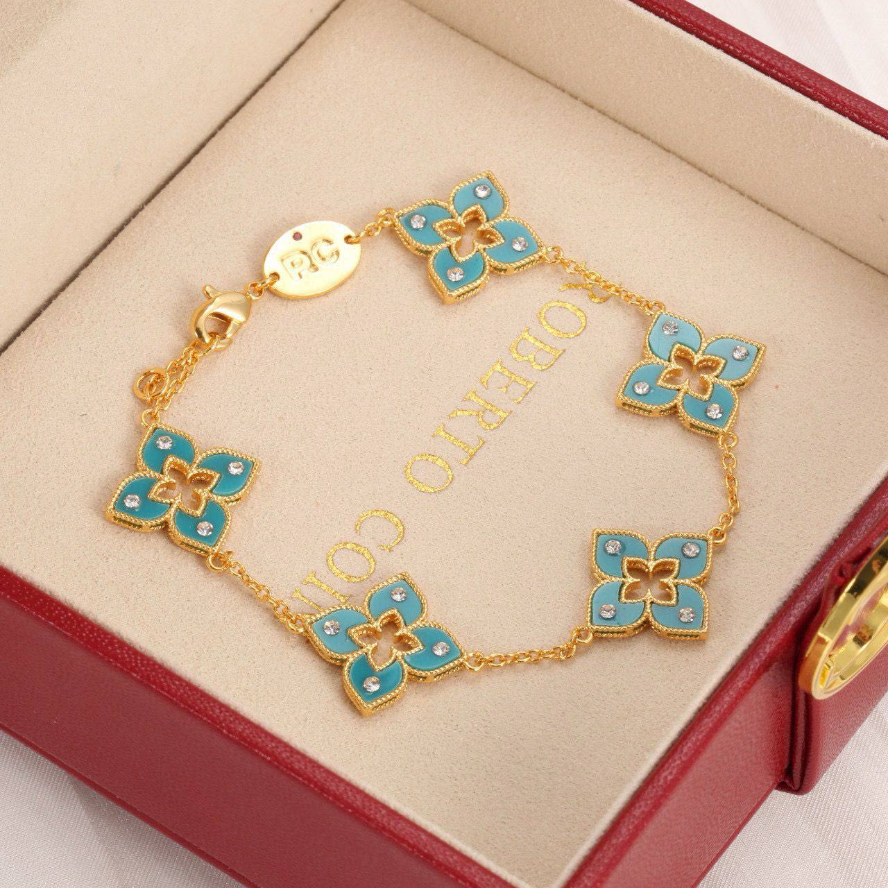 RBERTO COIN ❤️‍🔥
Breslat 💥
Master quality 💯
With normal boxes 📦 
70 dhs🪙

With master box 🗃️ 
125 dhs🪙

Zain216
♥️♥️♥️