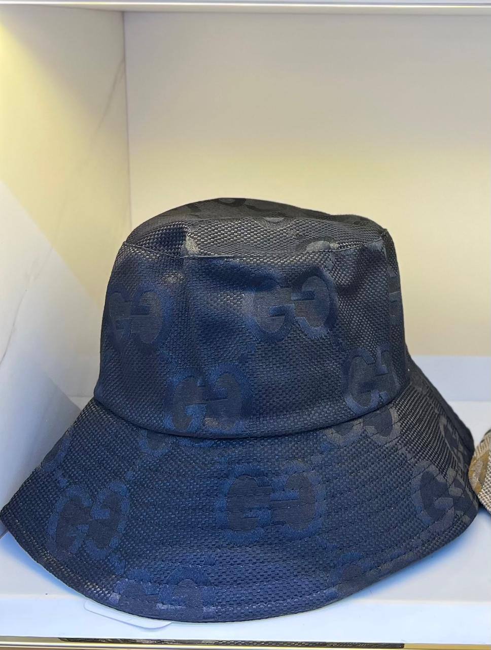 BUCKET HAT 

FREE SIZE 
70 dhs🇦🇪🇦🇪🇦🇪

Zain88
♥️♥️♥️