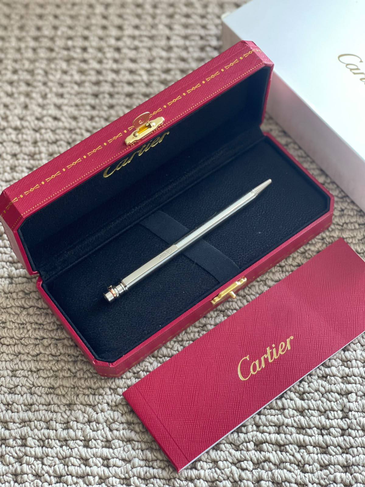 Cartier

Pen
New Collection

Master Quality
200 dhs🇦🇪

Zain179
♥️♥️♥️