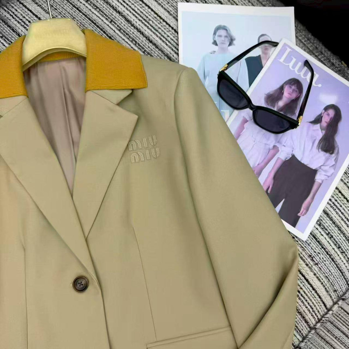 MIU MIU

Super Master quality

Sizes: S M L

400 dhs🇦🇪🇦🇪

Zain308
♥️♥️♥️