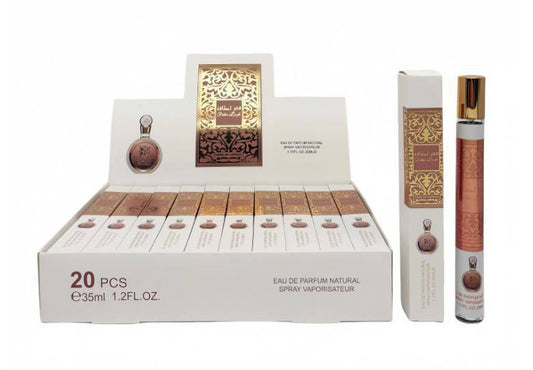 Perfume box

20 pc inside

80 dhs 

full box🎁🎁🎁

Zain254
♥️♥️♥️