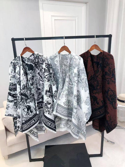 For winter big scarf 🛍️🧚‍♀️🧚‍♀️
Free size 
120 dhs🪙💚
Master Good pualiit

Zain231
♥️♥️♥️