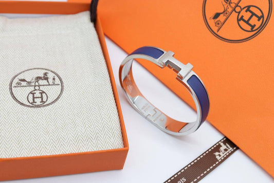 Hermes Bracelet
Super Master
105 dhs🌺
With Full Packing.

Zain33
♥️♥️♥️