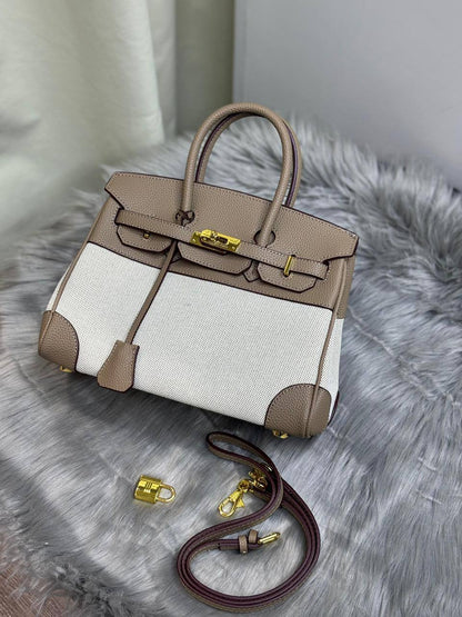 Hermes
25cm
120 dhs✅

Zain244
♥️♥️♥️